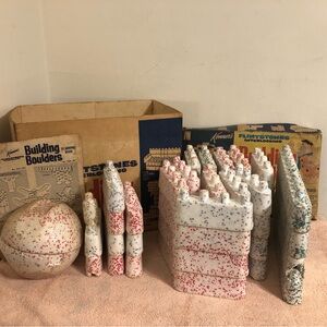 Vintage 1962 Kenner’s Flintstones Interlocking Building Boulders #620 RARE